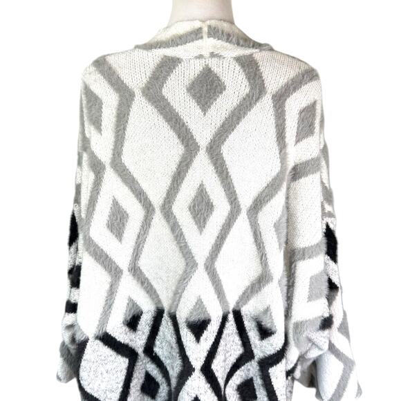 Multiples Gray Black White Three Quarter Sleeve Drop Shoulder Knit Open Cardigan - Picture 7 of 12